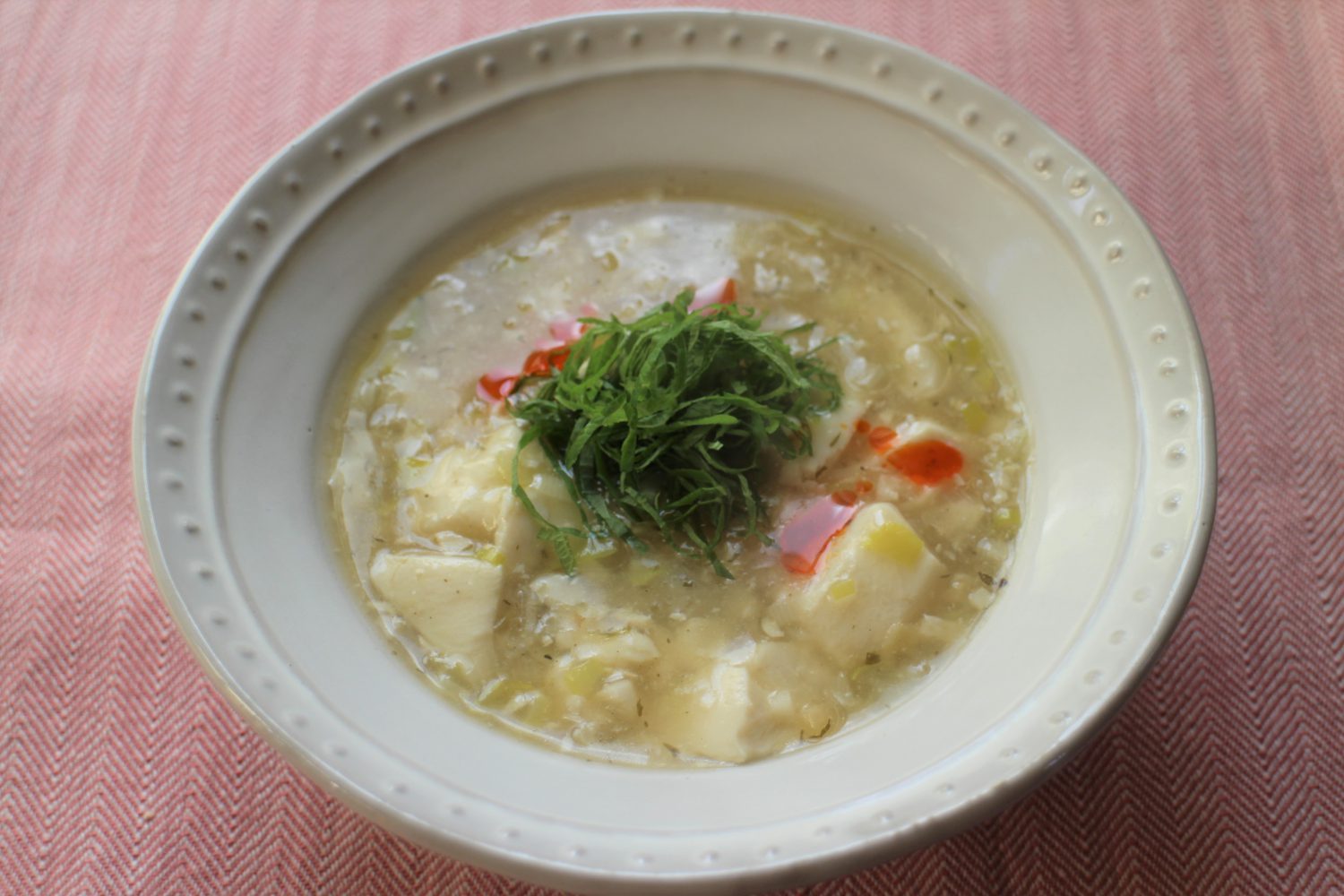 体温まる大葉レシピ！大葉と豆腐のとろみスープ