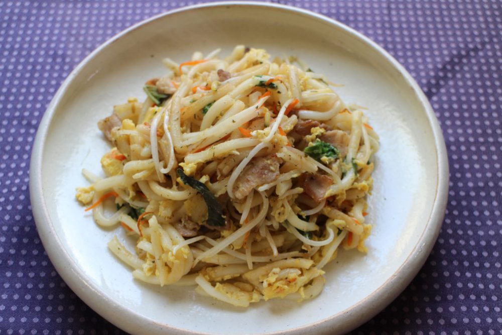 塩ダレで味付け簡単大葉レシピ！大葉塩焼きうどん