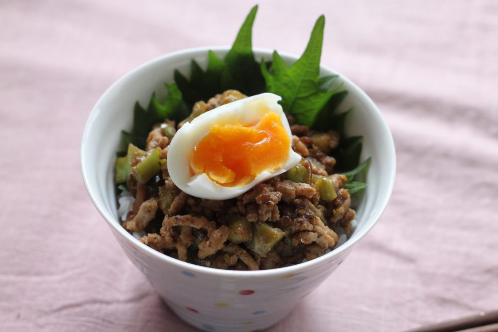 大葉みそのそぼろ丼　大葉レシピ