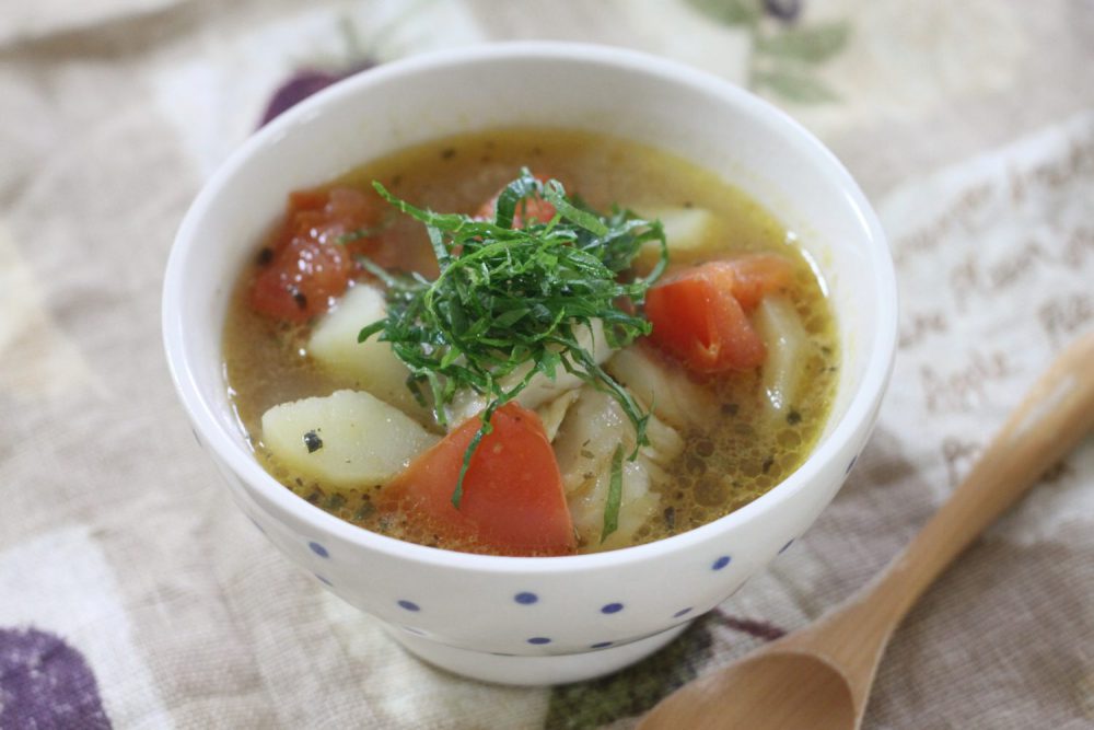 タラ(鱈)とトマトの大葉茶スープの大葉レシピ